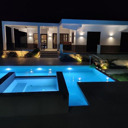 Luxury Villa Anemone With Private Pool Pastida Exterior foto